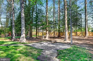 6488 Lake Meadow Dr, Burke, VA 22015 - Photo 70