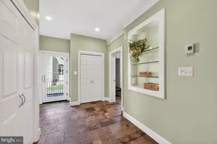 6488 Lake Meadow Dr, Burke, VA 22015 - Photo 32