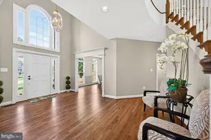 6488 Lake Meadow Dr, Burke, VA 22015 - Photo 4