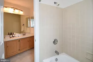 13730 Rosetree Ct, Chantilly, VA 20151 - Photo 34