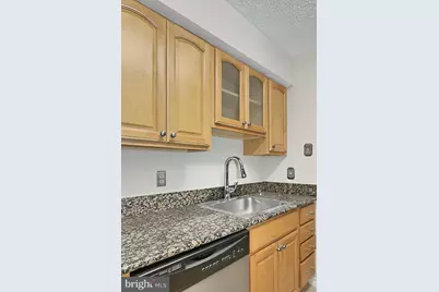 1513 Lincoln Way #202, McLean, VA 22102 - Photo 12