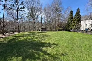 2584 Vintage Crest Ln, Oakton, VA 22124 - Photo 4