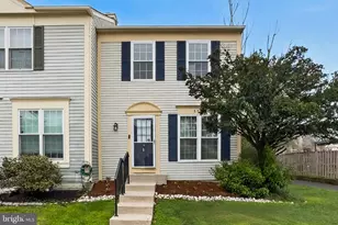 6523 Old Carriage Ln, Alexandria, VA 22315 - Photo 18