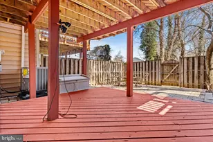 1044 Trevino Ln, Herndon, VA 20170 - Photo 38