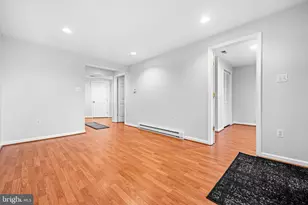 1044 Trevino Ln, Herndon, VA 20170 - Photo 32