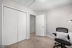 1044 Trevino Ln, Herndon, VA 20170 - Photo 24