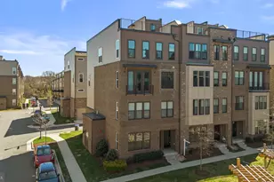 14420 Beckett Glen Cir, Chantilly, VA 20151 - Photo 1