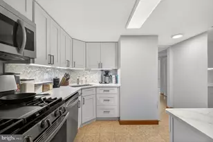 1536 Northgate Square, Reston, VA 20190 - Photo 2