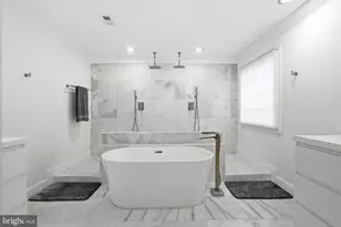 1628 Great Falls St, McLean, VA 22101 - Photo 6