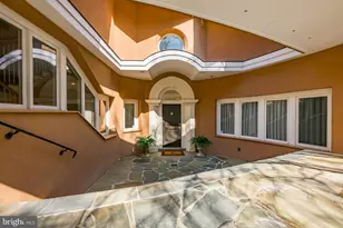 1159 Crest Ln, McLean, VA 22101 - Photo 6