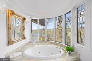 1159 Crest Ln, McLean, VA 22101 - Photo 22