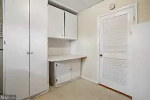 6621 Edsall Rd, Springfield, VA 22151 - Photo 16