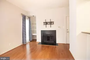 3908 Penderview Dr, Fairfax, VA 22033 - Photo 1