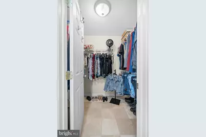 8274 Raindrop Way, Springfield, VA 22153 - Photo 32