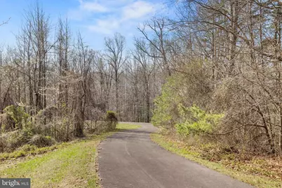 8274 Raindrop Way, Springfield, VA 22153 - Photo 50