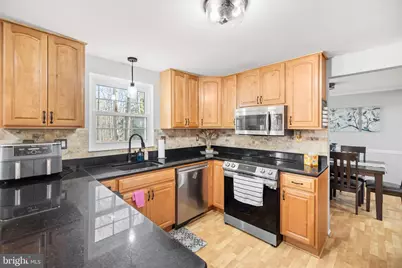 8274 Raindrop Way, Springfield, VA 22153 - Photo 12