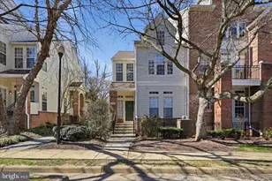 1342 Garden Wall Cir, Reston, VA 20194 - Photo 1