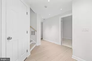 12414 Cedar Lakes Dr, Fairfax, VA 22033 - Photo 36