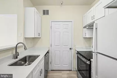 1570 Spring Gate Drive #7201, McLean, VA 22102 - Photo 12