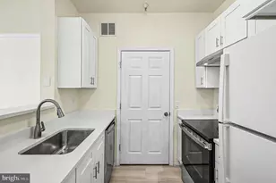 1570 Spring Gate Dr., McLean, VA 22102 - Photo 12