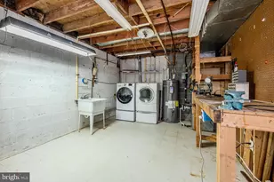 9648 Masterworks Dr, Vienna, VA 22181 - Photo 34