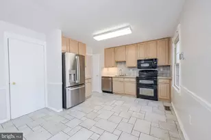 9648 Masterworks Dr, Vienna, VA 22181 - Photo 14