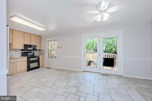 9648 Masterworks Dr, Vienna, VA 22181 - Photo 16