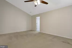 5282 Sandyford St, Alexandria, VA 22315 - Photo 40