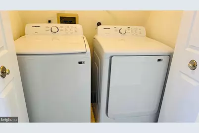 1057 Lexus Way, Herndon, VA 20170 - Photo 22