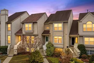 6185 Stonepath Cir, Centreville, VA 20120 - Photo 1