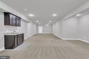 2233 N Underwood St, Falls Church, VA 22043 - Photo 46