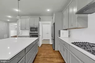 2233 N Underwood St, Falls Church, VA 22043 - Photo 18