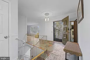 3706 Quaint Acres Cir, Falls Church, VA 22041 - Photo 2