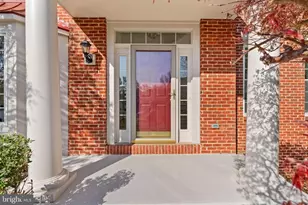 5105 Whisper Willow Dr, Fairfax, VA 22030 - Photo 4