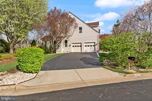 5105 Whisper Willow Dr, Fairfax, VA 22030 - Photo 90