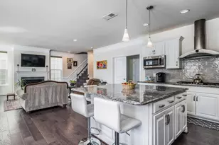 7922 Ashland Dr, Alexandria, VA 22315 - Photo 16