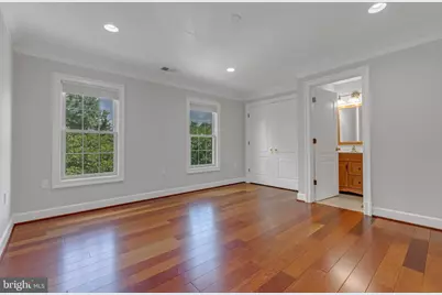 6529 Fairlawn Drive, McLean, VA 22101 - Photo 16