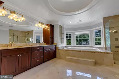 6529 Fairlawn Drive, McLean, VA 22101 - Photo 12