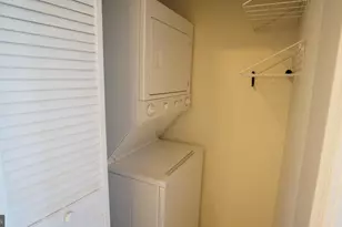 8183 Carnegie Hall Ct, Vienna, VA 22180 - Photo 28