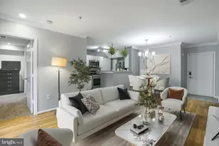 12804 Fair Briar Ln, Fairfax, VA 22033 - Photo 4