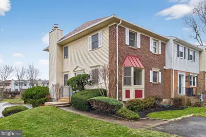 7108 Lake Cove Drive, Alexandria, VA 22315 - Photo 2