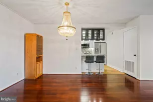 5902 Mt Eagle Dr, Alexandria, VA 22303 - Photo 14