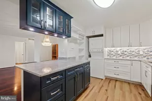 5902 Mt Eagle Dr, Alexandria, VA 22303 - Photo 20