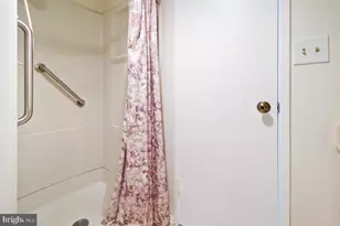 5902 Mt Eagle Dr, Alexandria, VA 22303 - Photo 32