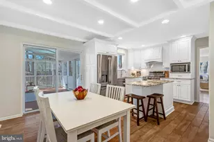 9891 Becket Ct, Fairfax, VA 22032 - Photo 12