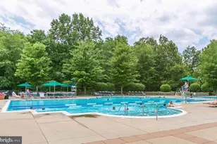 12101 Greenway Ct, Fairfax, VA 22033 - Photo 42