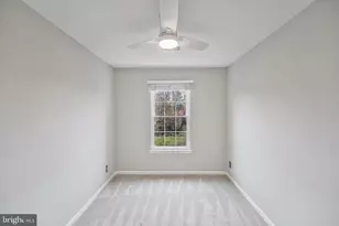 12101 Greenway Ct, Fairfax, VA 22033 - Photo 38