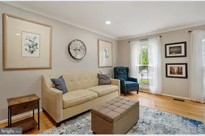 7930 Bubbling Brook Circle, Springfield, VA 22153 - Photo 10