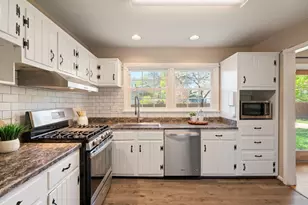 7600 Kingsbury Rd, Alexandria, VA 22315 - Photo 8