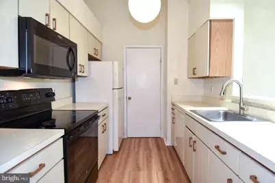 7705 Lafayette Forest Drive #33, Annandale, VA 22003 - Photo 14